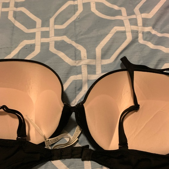 Pink Victoria Secret bra 36D/D80, super push up. - Picture 4 of 6